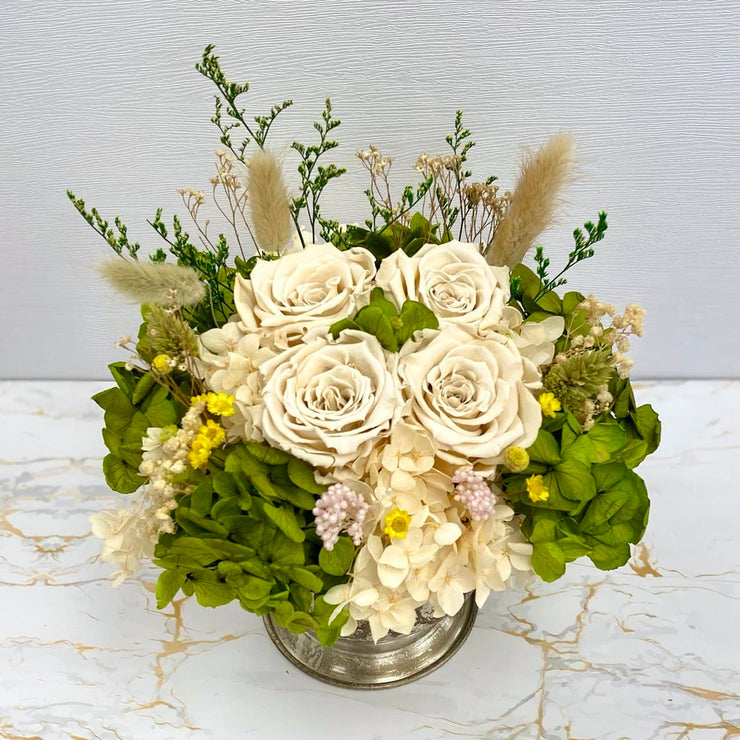 Luxury Floral Kit to Arrange a DIY Centerpiece with 5 REAL Preserved Roses, Hydrangea, Lavender and More!